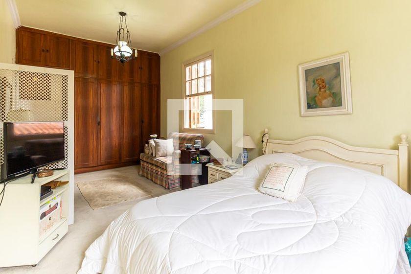 Casa à Venda – Higienópolis, 4 Quartos, 400 m² – São Paulo