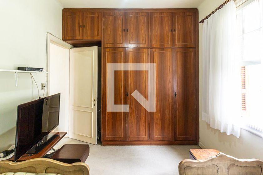 Casa à Venda – Higienópolis, 4 Quartos, 400 m² – São Paulo
