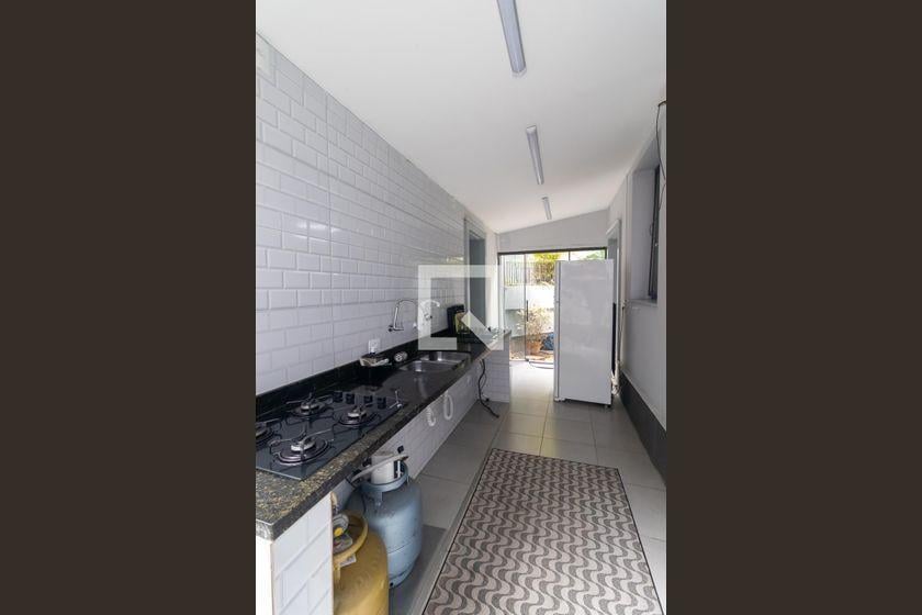 Casa à Venda – Alto de Pinheiros, 4 Quartos, 700 m² – São Paulo