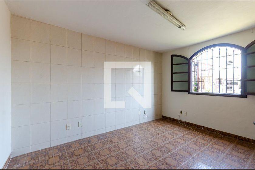 Casa à Venda – Piqueri, 1 Quarto, 60 m² – São Paulo