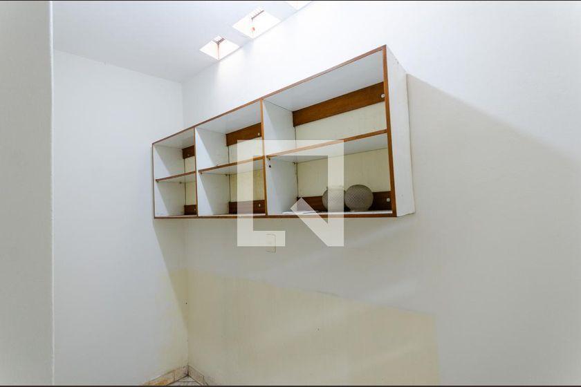 Casa à Venda – Piqueri, 1 Quarto, 60 m² – São Paulo