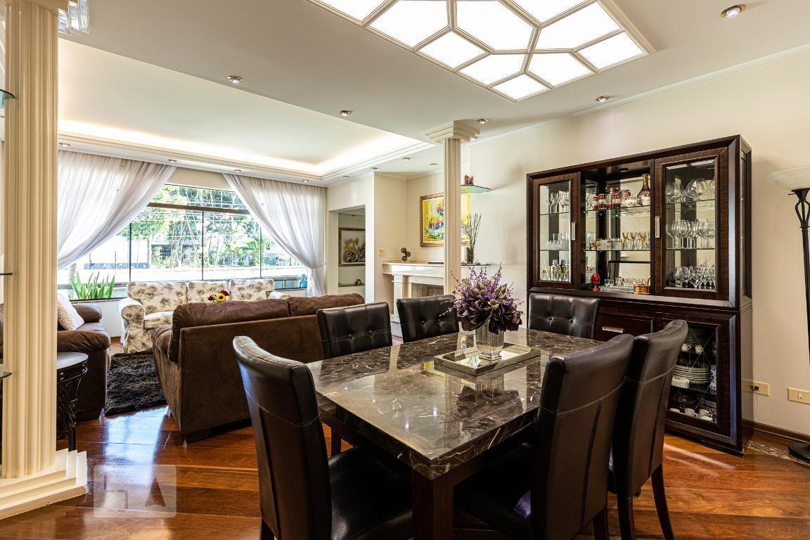Casa à Venda – Água Fria, 7 Quartos, 800 m² – São Paulo