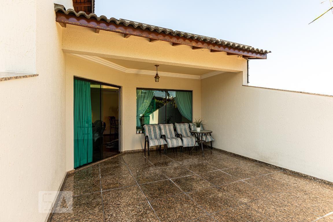 Casa à Venda – Água Fria, 7 Quartos, 800 m² – São Paulo