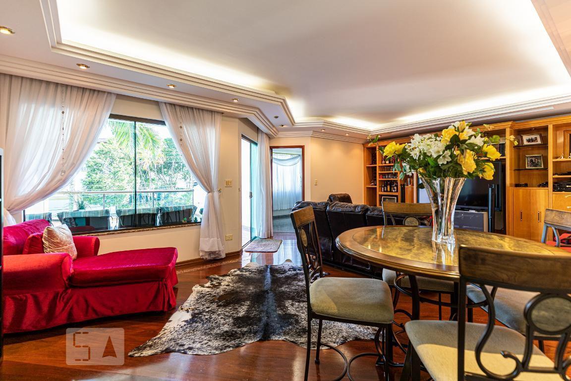 Casa à Venda – Água Fria, 7 Quartos, 800 m² – São Paulo