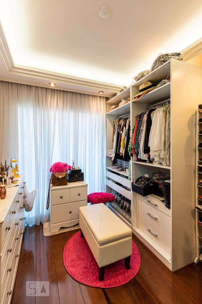 Casa à Venda – Água Fria, 7 Quartos, 800 m² – São Paulo