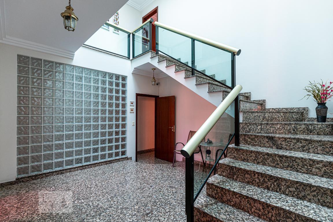 Casa à Venda – Água Fria, 7 Quartos, 800 m² – São Paulo