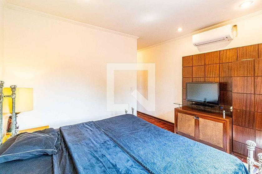 Casa à Venda – Butantã, 5 Quartos, 540 m² – São Paulo