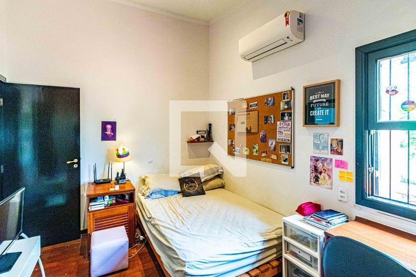 Casa à Venda – Butantã, 5 Quartos, 540 m² – São Paulo