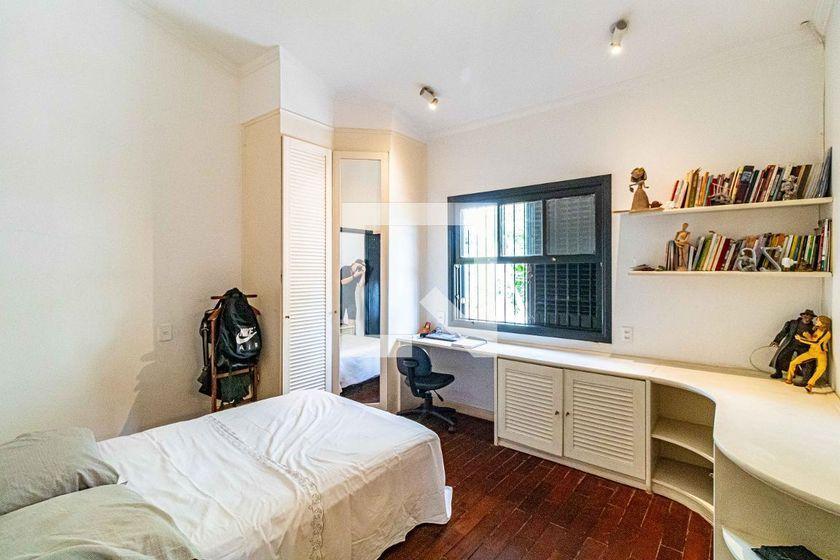 Casa à Venda – Butantã, 5 Quartos, 540 m² – São Paulo