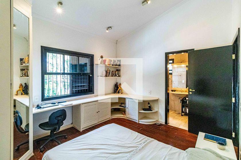 Casa à Venda – Butantã, 5 Quartos, 540 m² – São Paulo