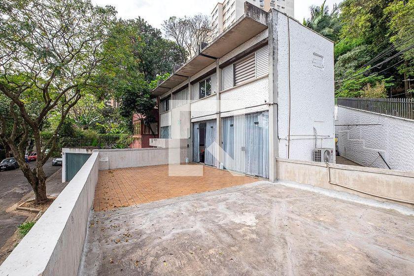 Casa à Venda – Vila Madalena, 5 Quartos, 400 m² – São Paulo