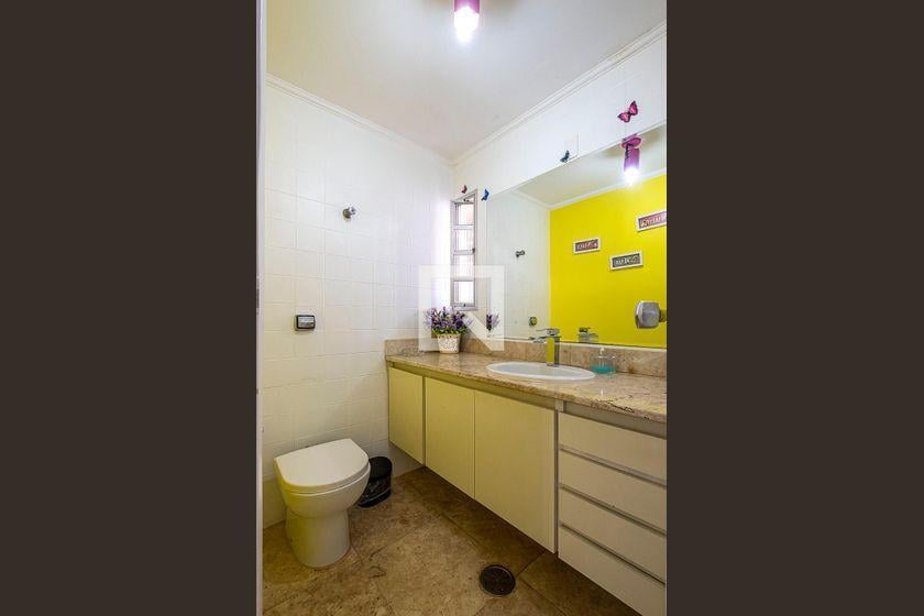 Casa à Venda – Vila Madalena, 5 Quartos, 400 m² – São Paulo