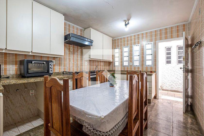 Casa à Venda – Vila Madalena, 5 Quartos, 400 m² – São Paulo