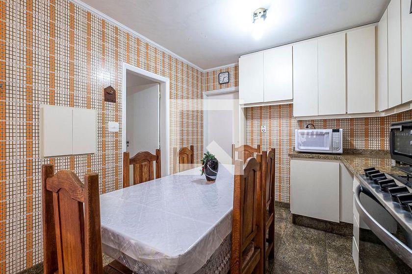 Casa à Venda – Vila Madalena, 5 Quartos, 400 m² – São Paulo