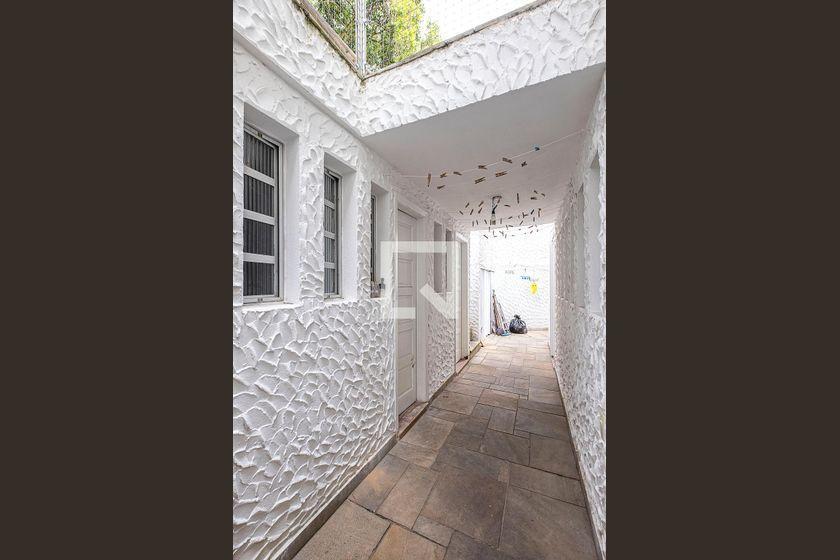 Casa à Venda – Vila Madalena, 5 Quartos, 400 m² – São Paulo