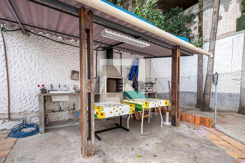 Casa à Venda – Vila Madalena, 5 Quartos, 400 m² – São Paulo