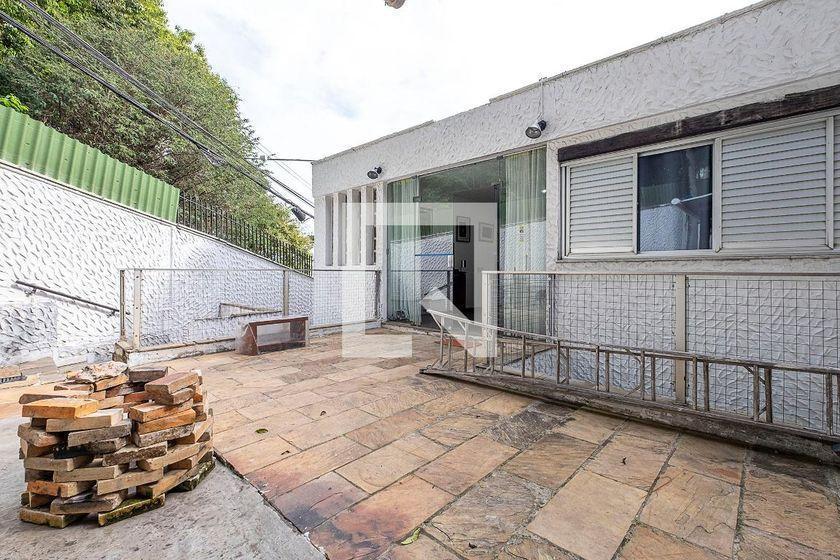 Casa à Venda – Vila Madalena, 5 Quartos, 400 m² – São Paulo