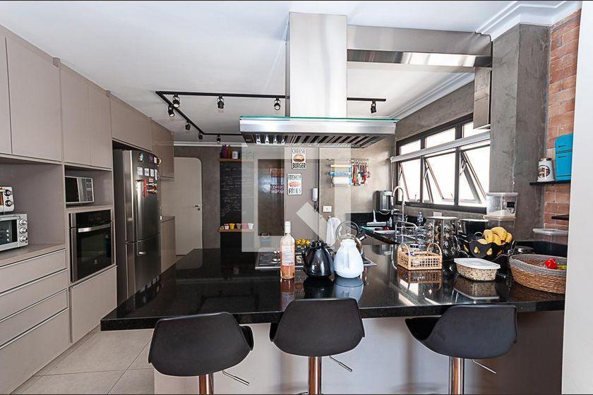 Apartamento à Venda – Vila Pompéia, 4 Quartos, 440 m² – São Paulo