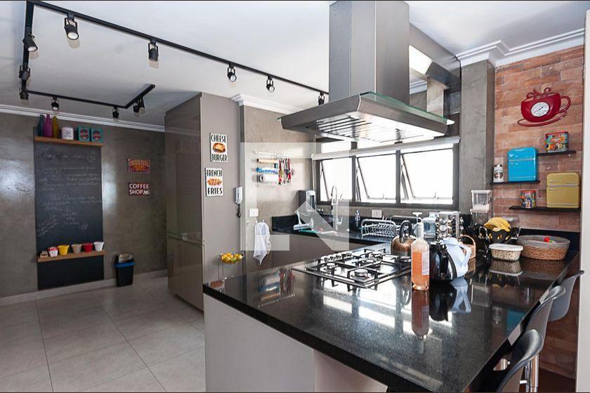 Apartamento à Venda – Vila Pompéia, 4 Quartos, 440 m² – São Paulo