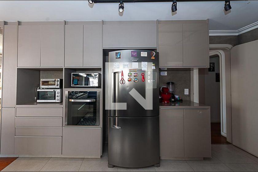 Apartamento à Venda – Vila Pompéia, 4 Quartos, 440 m² – São Paulo