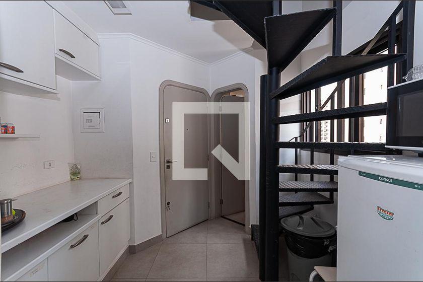 Apartamento à Venda – Vila Pompéia, 4 Quartos, 440 m² – São Paulo