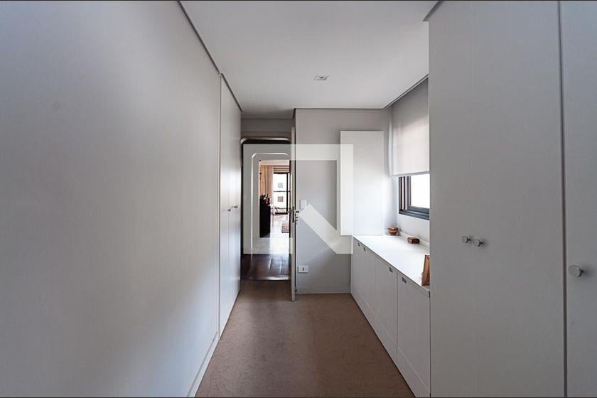 Apartamento à Venda – Vila Pompéia, 4 Quartos, 440 m² – São Paulo