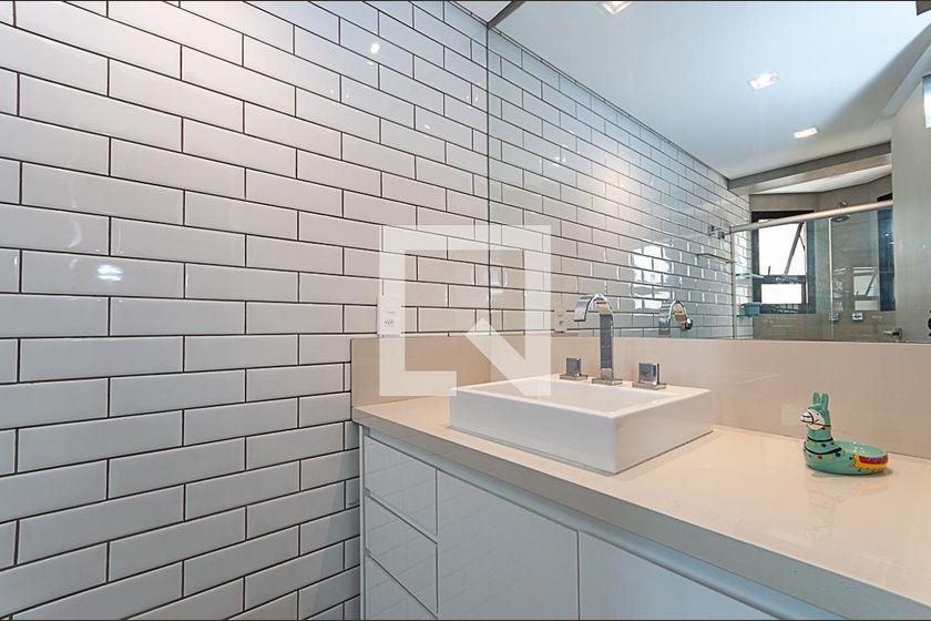 Apartamento à Venda – Vila Pompéia, 4 Quartos, 440 m² – São Paulo