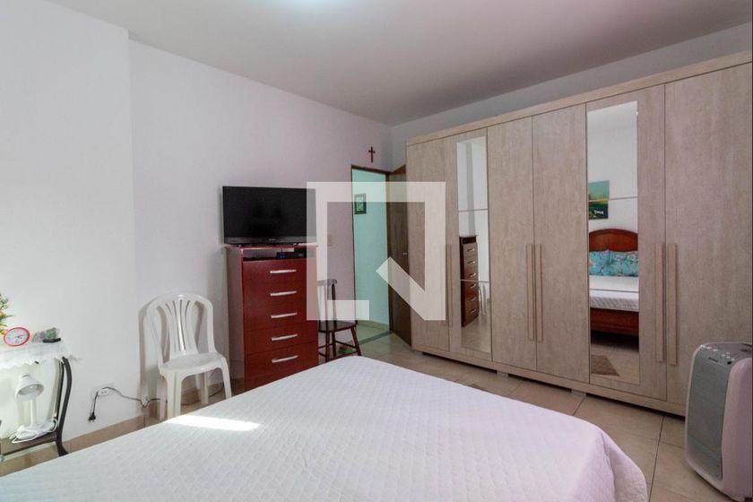 Casa à Venda – Ponte Rasa, 2 Quartos, 134 m² – São Paulo