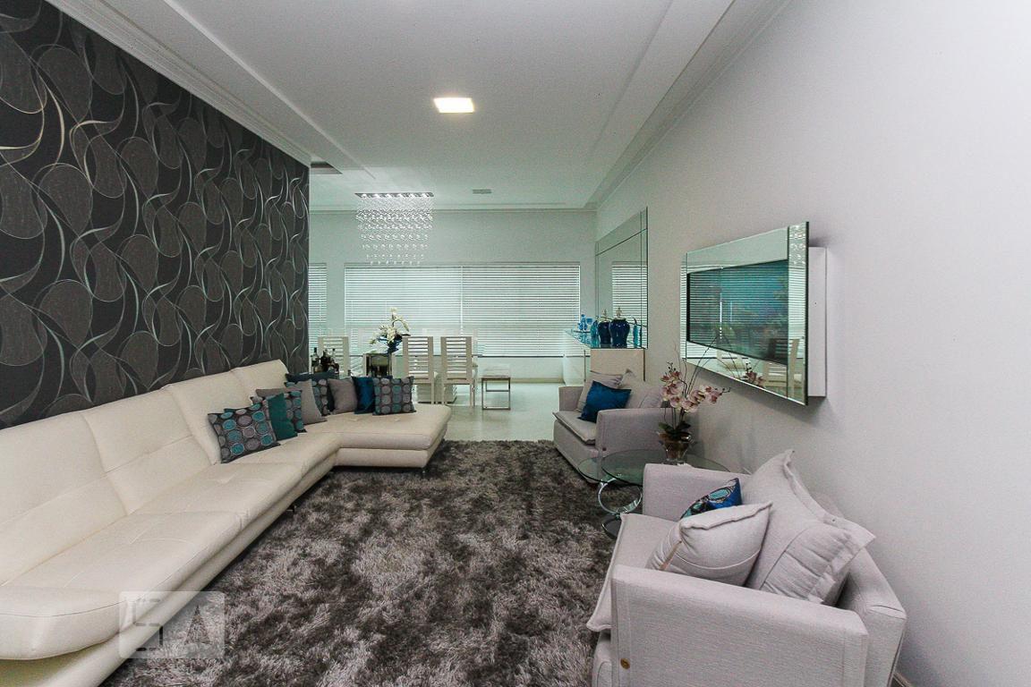 Casa à Venda – Penha de França, 3 Quartos, 620 m² – São Paulo