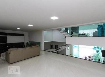 Casa à Venda – Penha de França, 3 Quartos, 620 m² – São Paulo