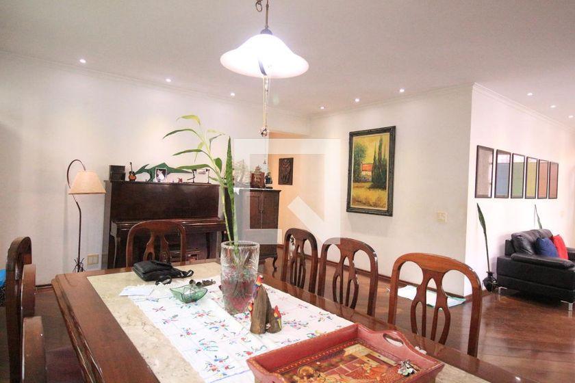 Casa à Venda – Santana, 6 Quartos, 480 m² – São Paulo