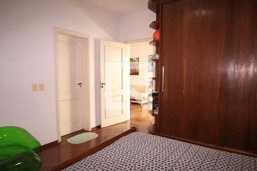 Casa à Venda – Santana, 6 Quartos, 480 m² – São Paulo