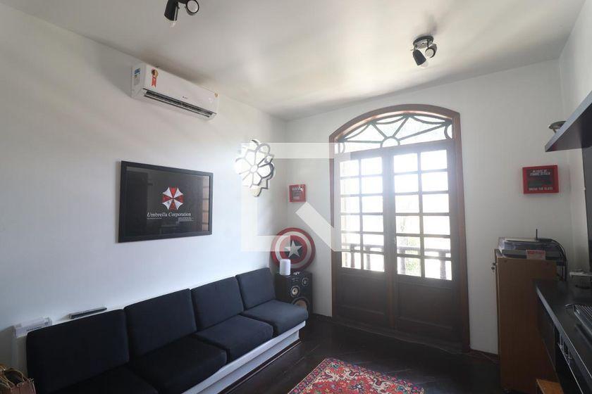 Casa à Venda – Água Fria, 4 Quartos, 460 m² – São Paulo
