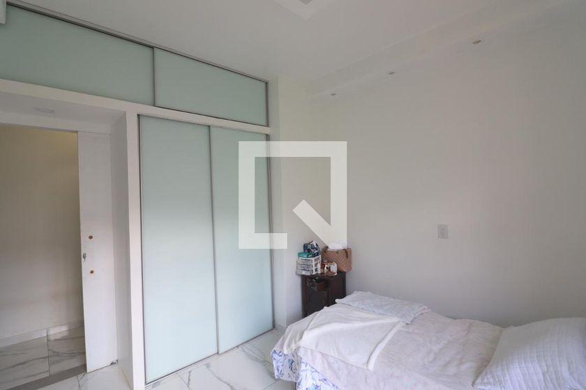 Casa à Venda – Água Fria, 4 Quartos, 460 m² – São Paulo