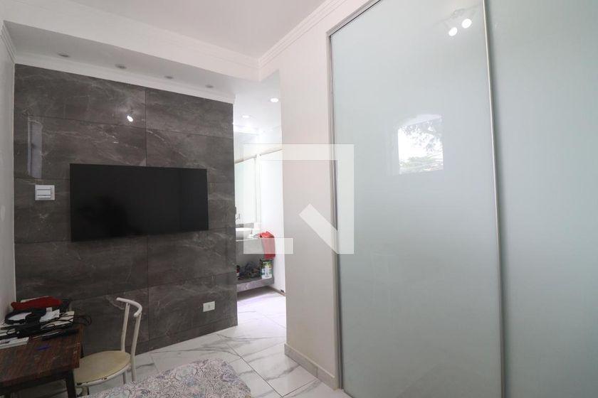 Casa à Venda – Água Fria, 4 Quartos, 460 m² – São Paulo