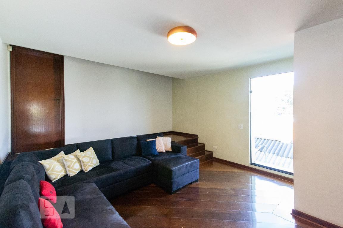 Casa à Venda – Moema, 3 Quartos, 600 m² – São Paulo