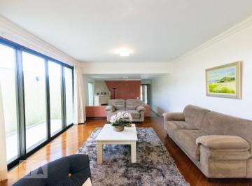 Casa à Venda – Moema, 3 Quartos, 600 m² – São Paulo