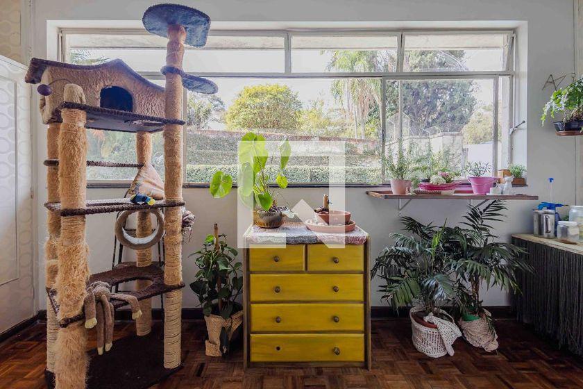 Casa à Venda – Alto de Pinheiros, 4 Quartos, 690 m² – São Paulo