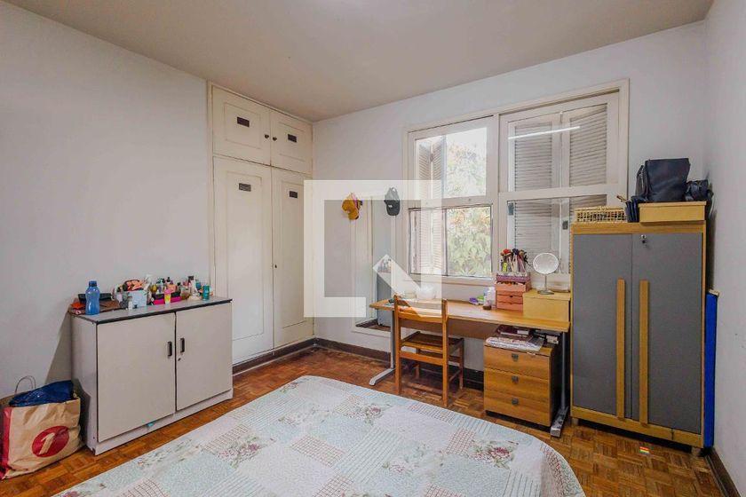 Casa à Venda – Alto de Pinheiros, 4 Quartos, 690 m² – São Paulo