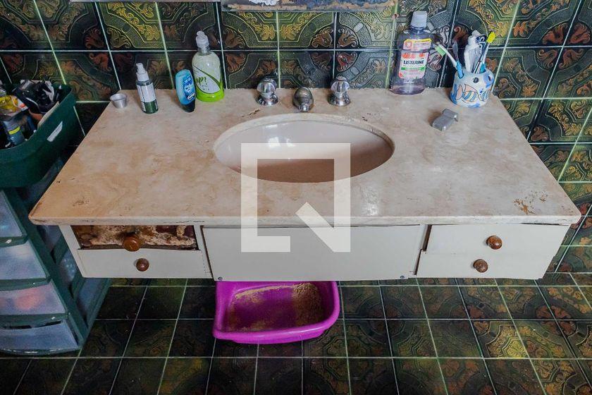 Casa à Venda – Alto de Pinheiros, 4 Quartos, 690 m² – São Paulo