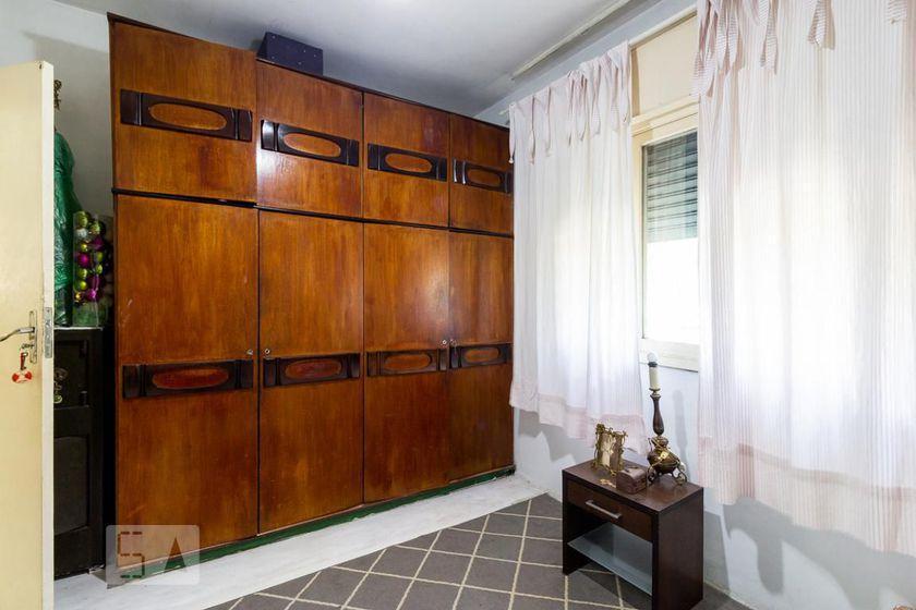 Casa à Venda – Moema, 2 Quartos, 98 m² – São Paulo