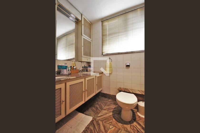 Casa à Venda – Cidade Jardim, 6 Quartos, 650 m² – São Paulo