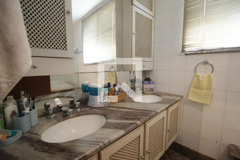 Casa à Venda – Cidade Jardim, 6 Quartos, 650 m² – São Paulo