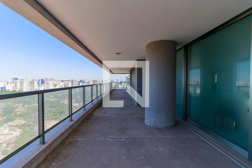 Apartamento à Venda – Campo Belo, 4 Quartos, 485 m² – São Paulo