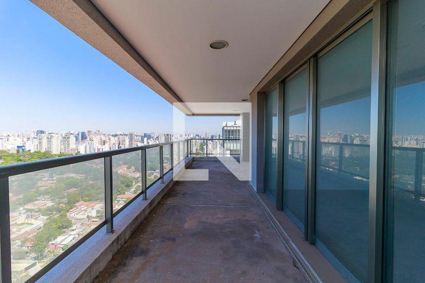 Apartamento à Venda – Campo Belo, 4 Quartos, 485 m² – São Paulo