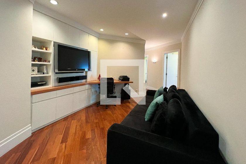 Apartamento à Venda – Moema, 4 Quartos, 357 m² – São Paulo