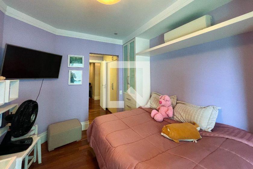 Apartamento à Venda – Moema, 4 Quartos, 357 m² – São Paulo