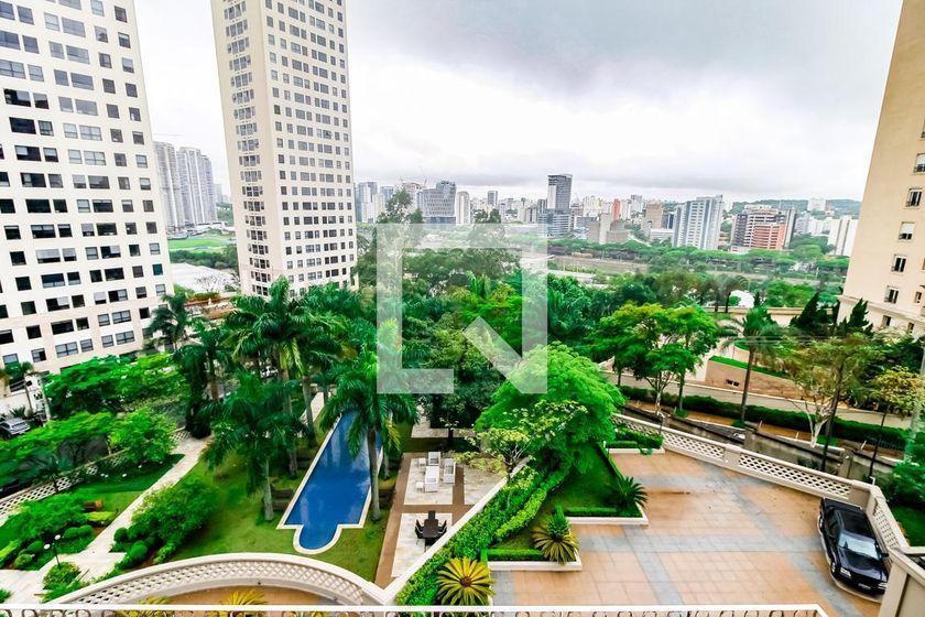 Apartamento à Venda – Panamby, 7 Quartos, 425 m² – São Paulo