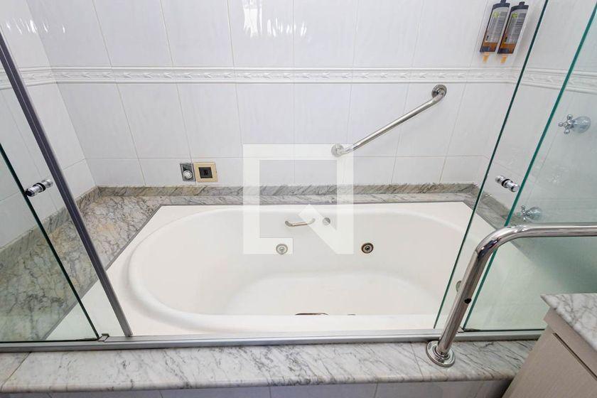 Apartamento à Venda – Bela Vista, 3 Quartos, 300 m² – São Paulo