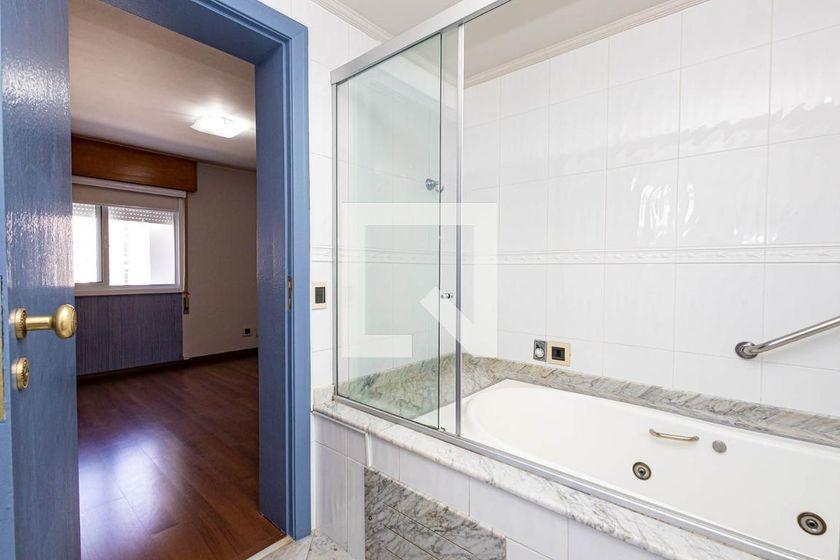 Apartamento à Venda – Bela Vista, 3 Quartos, 300 m² – São Paulo